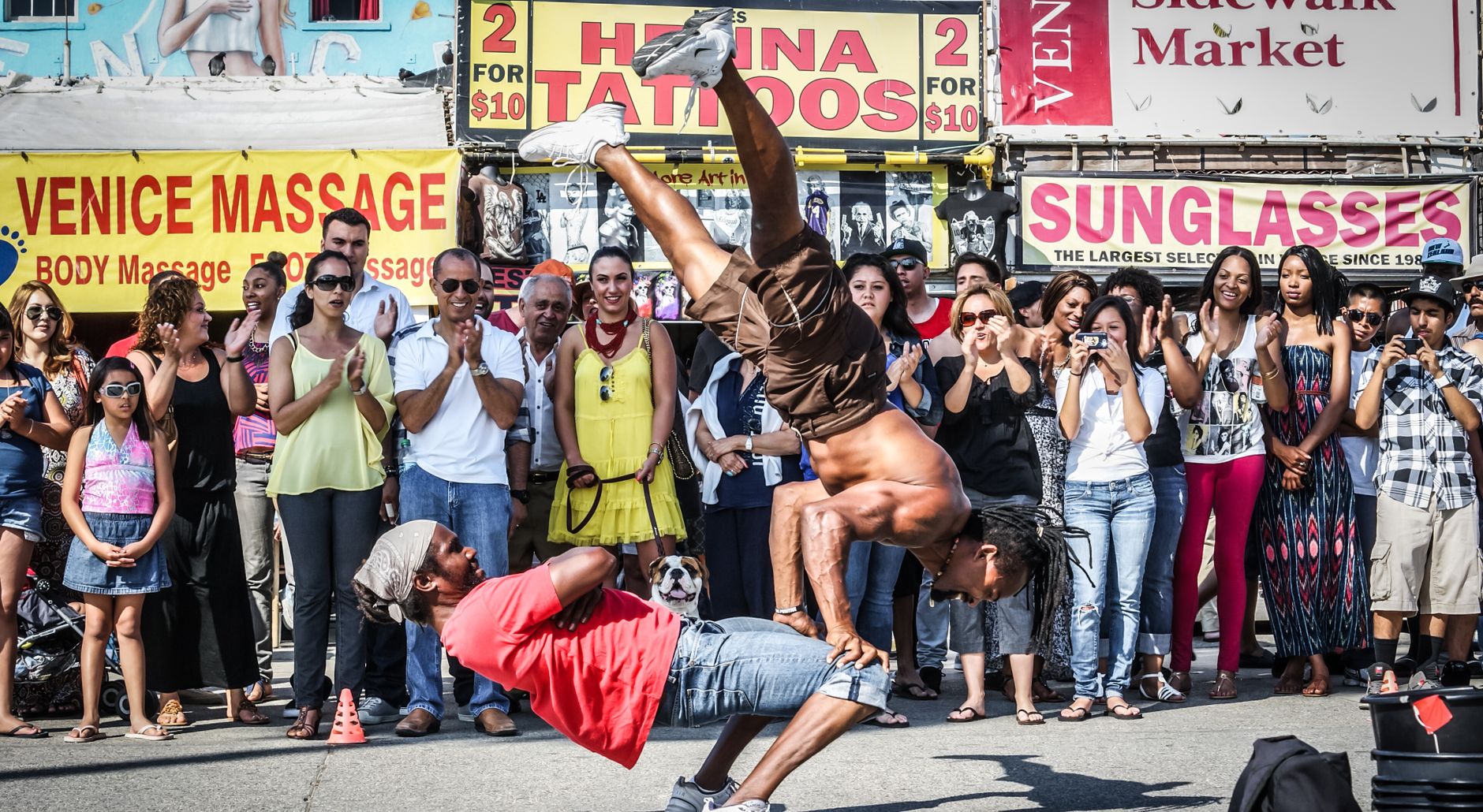 Acrobats Performance Zone