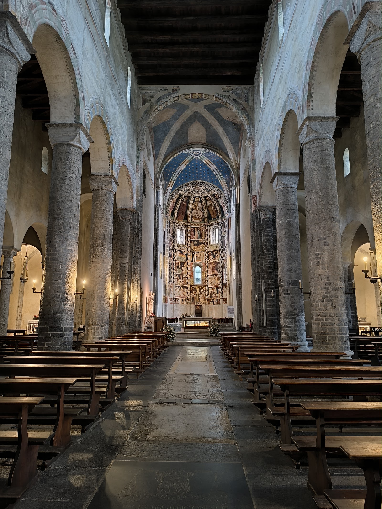 Basilica of Sant'Abbondio