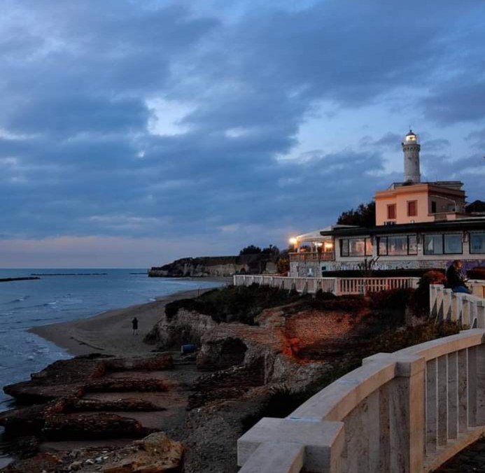 Capo d'Anzio Lighthouse