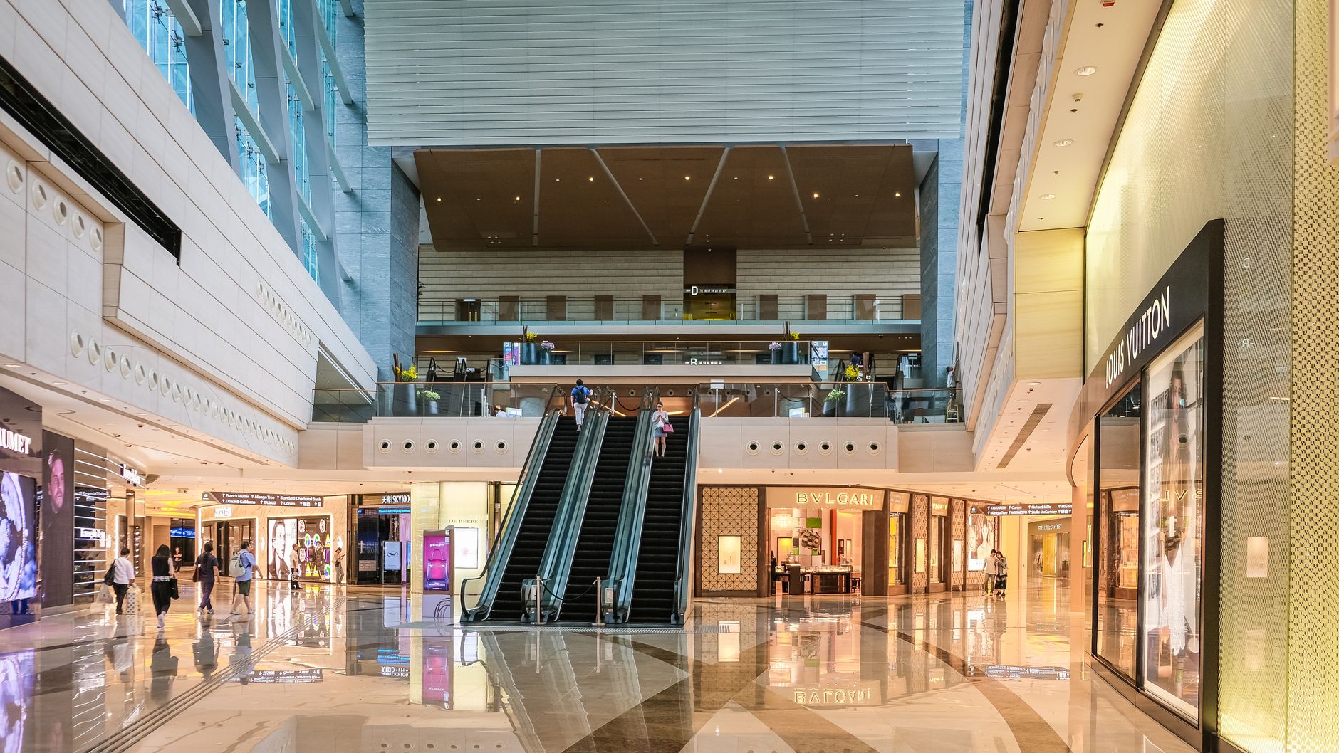 Carré Eden Shopping Center