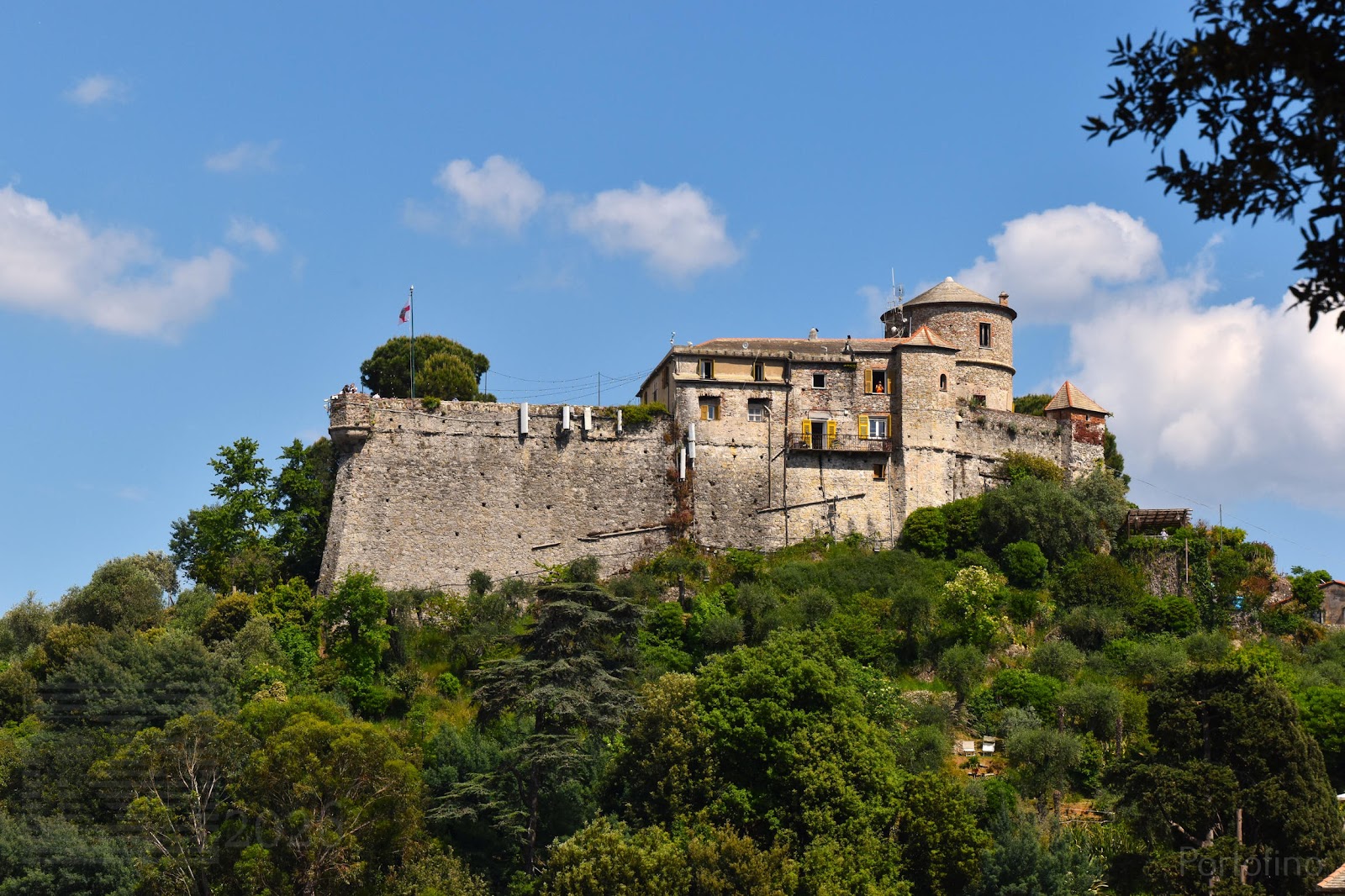 Castello Brown