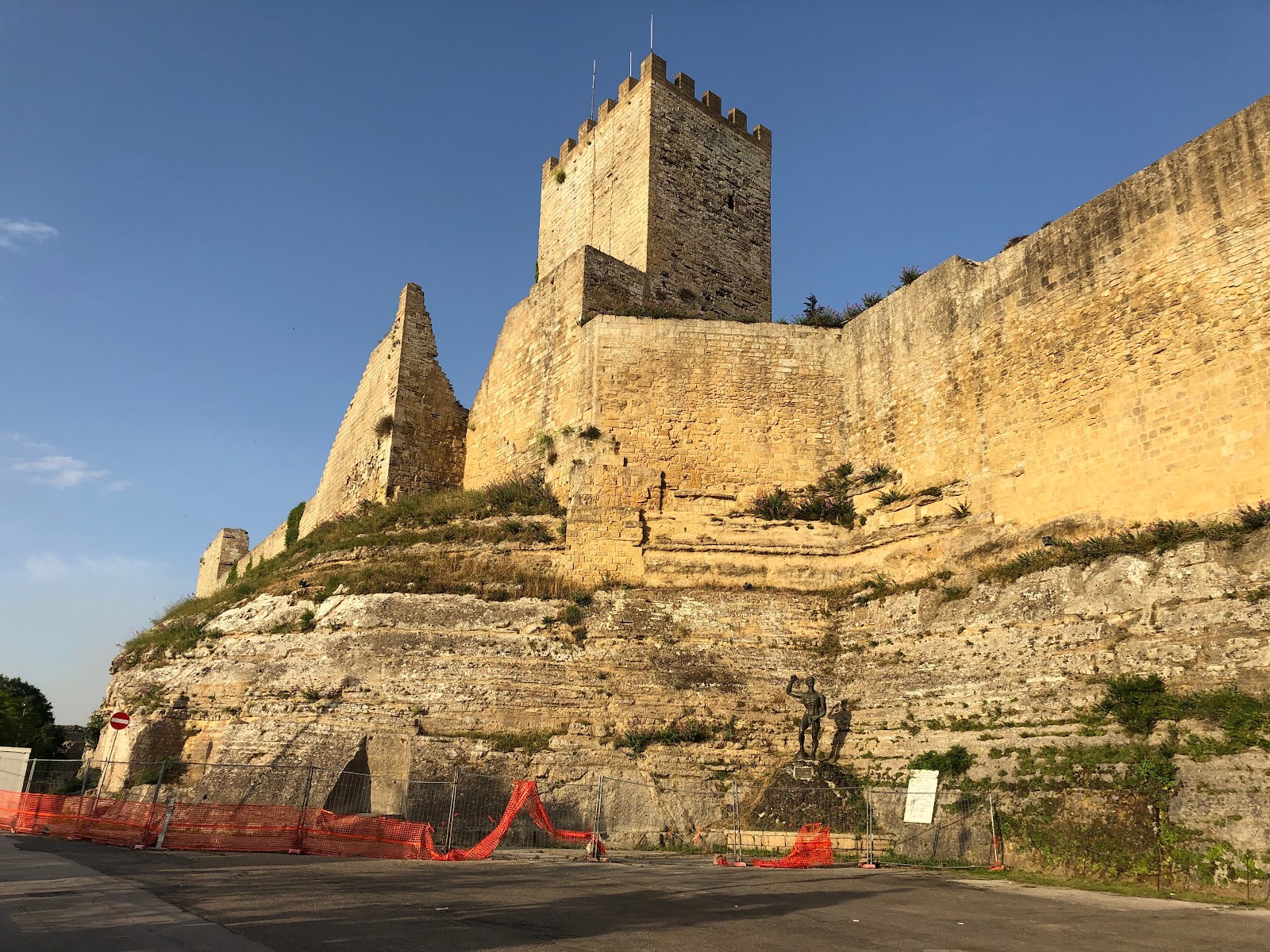 Castello di Lombardia