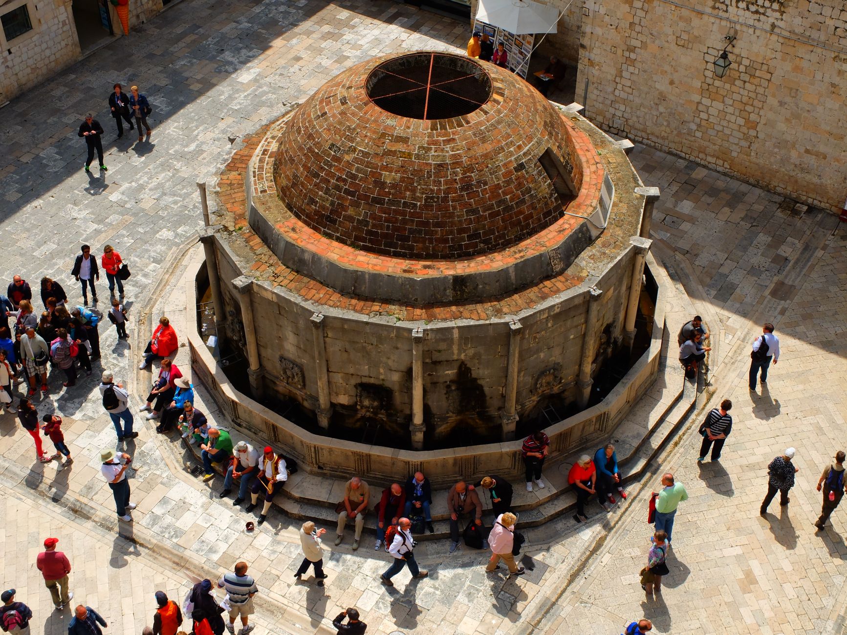 Chrob ou Chouf Fountain
