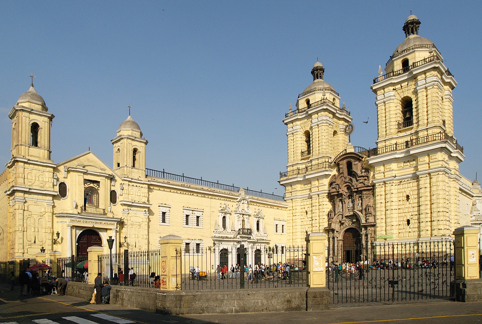 Convento de San Francisco y Catacumbas