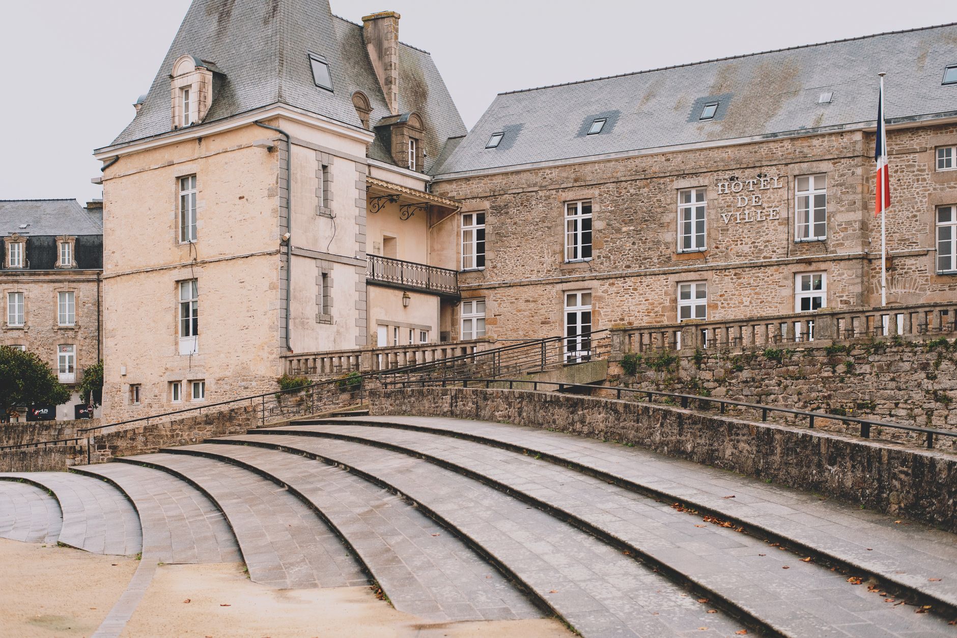 Dinan