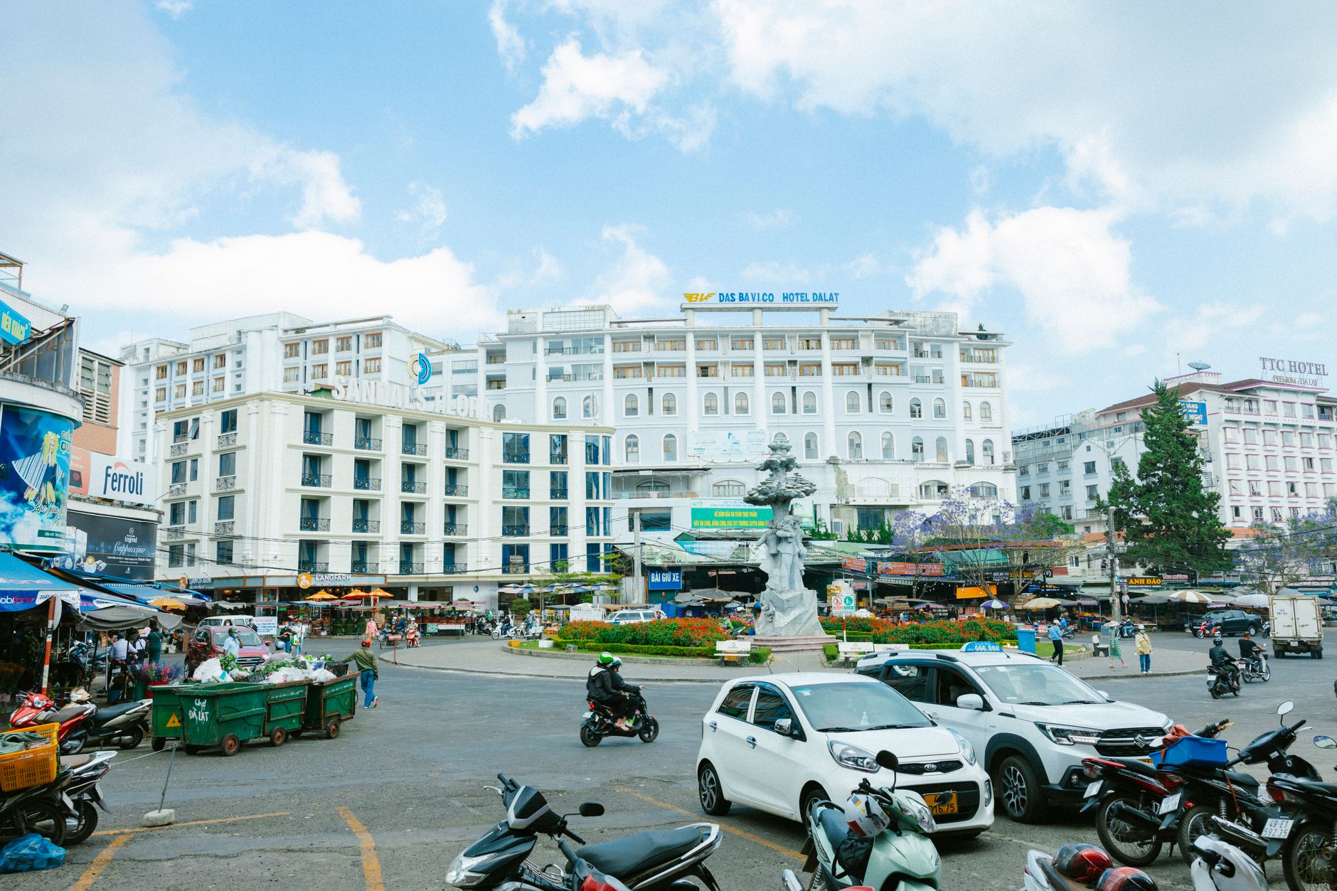 Dong Da District