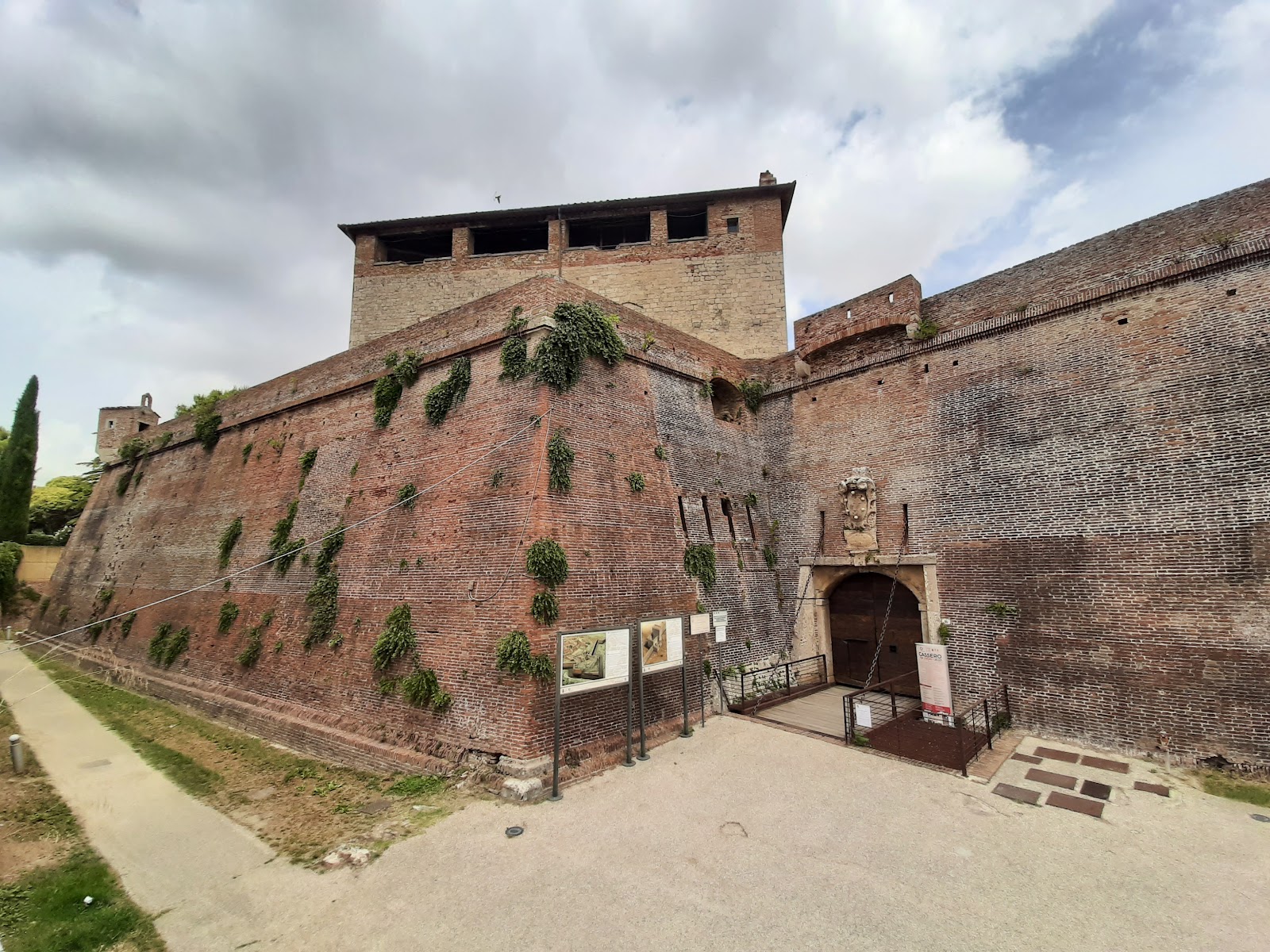 Fortezza Medicea (Cassero)