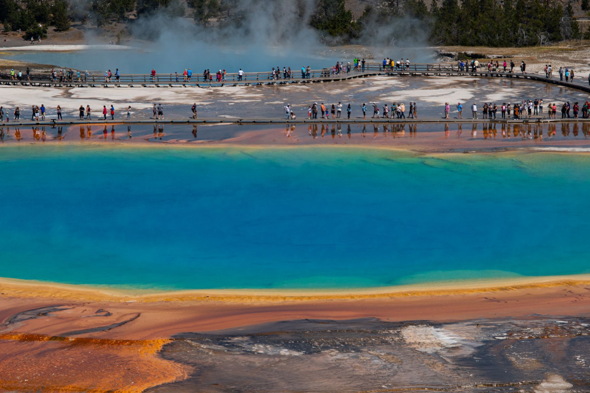 Grand Basin (Large Pool)