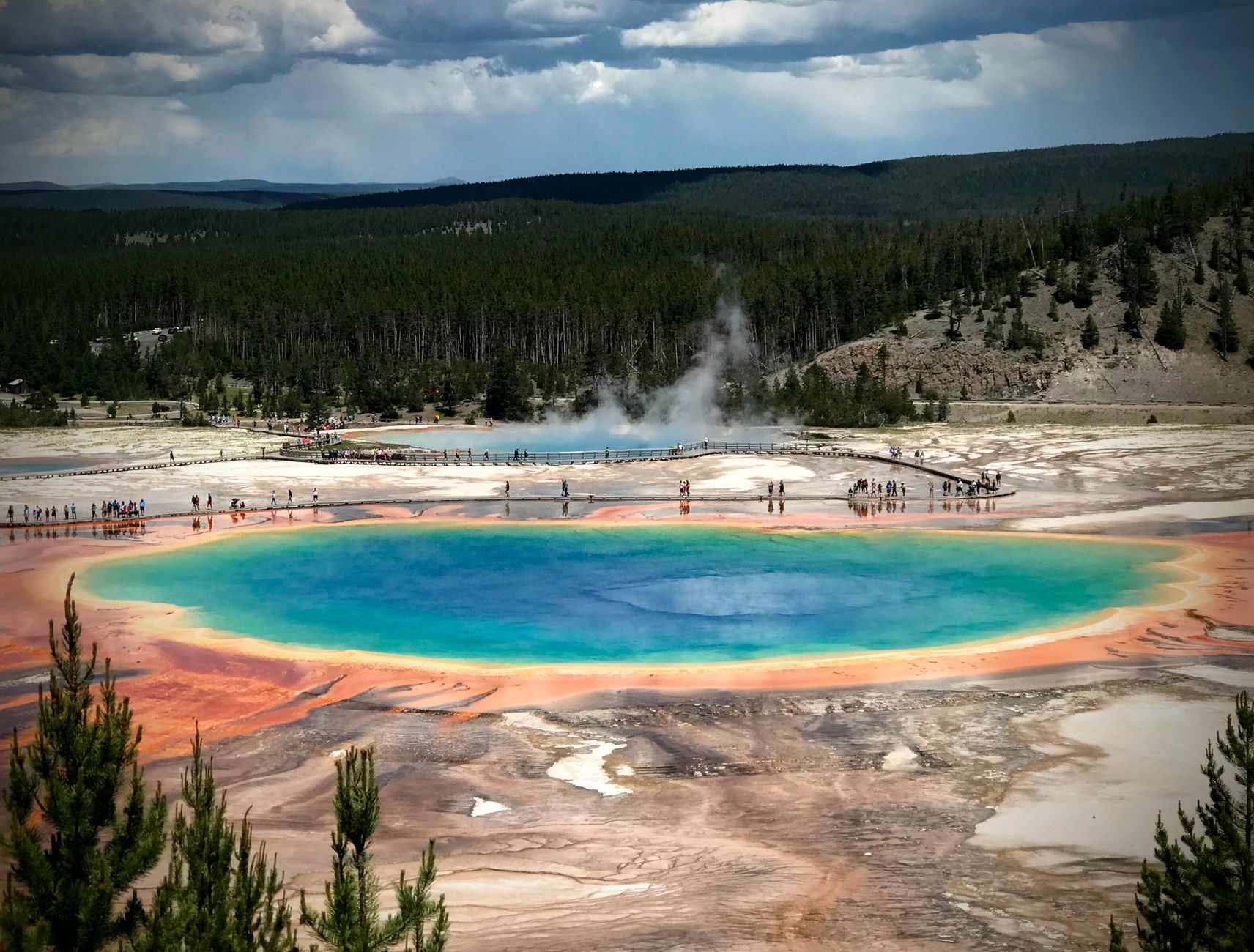Grand Basin (Large Pool)