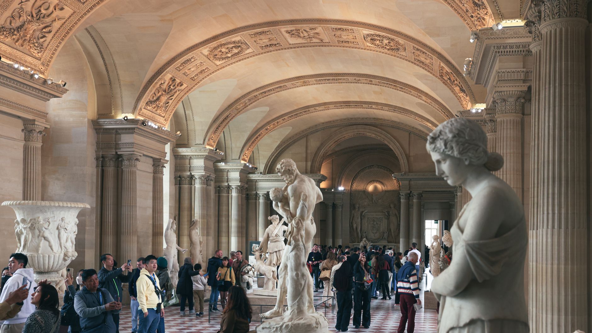 Hall of the Twelve Columns