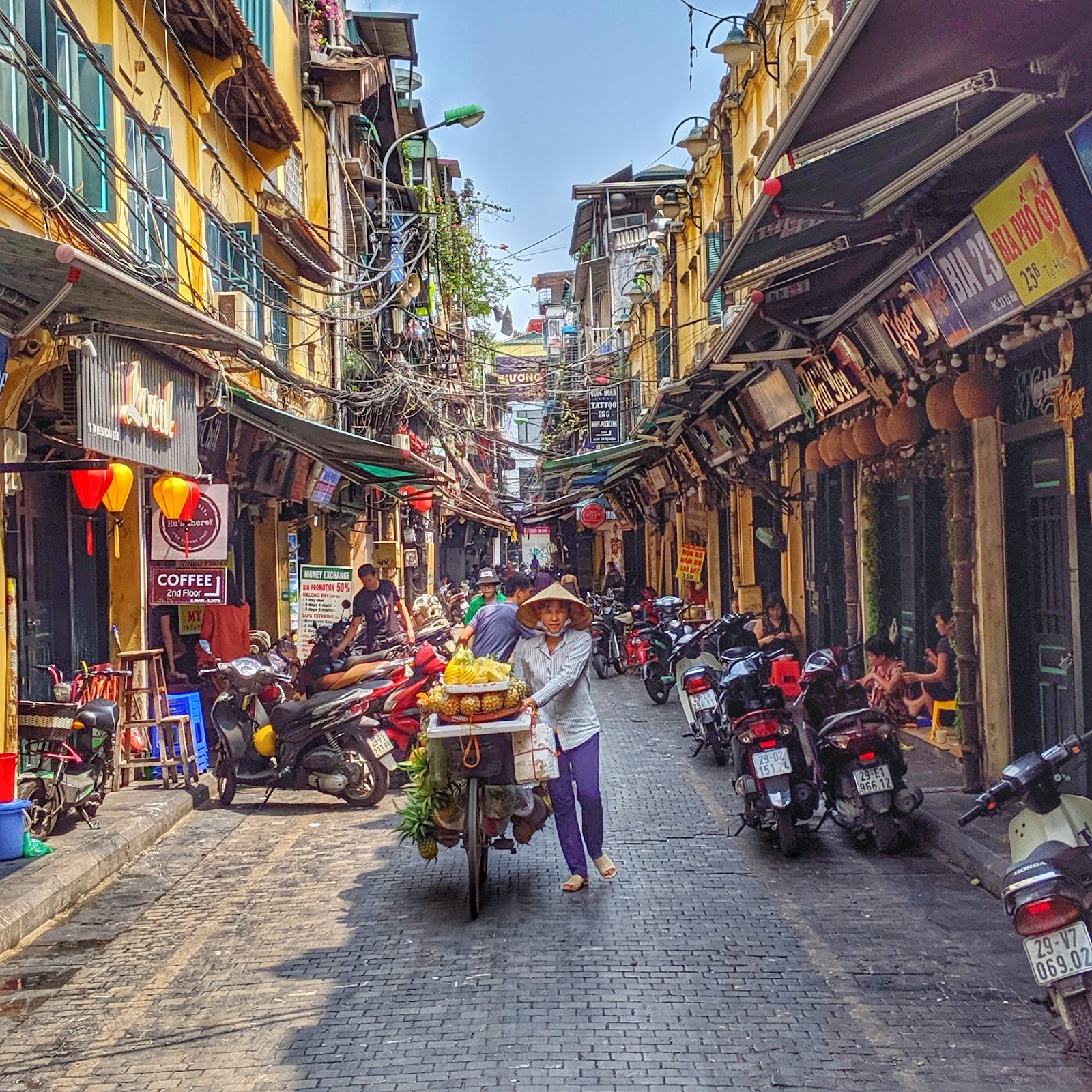 Hanoi Old Quarter (36 Streets)