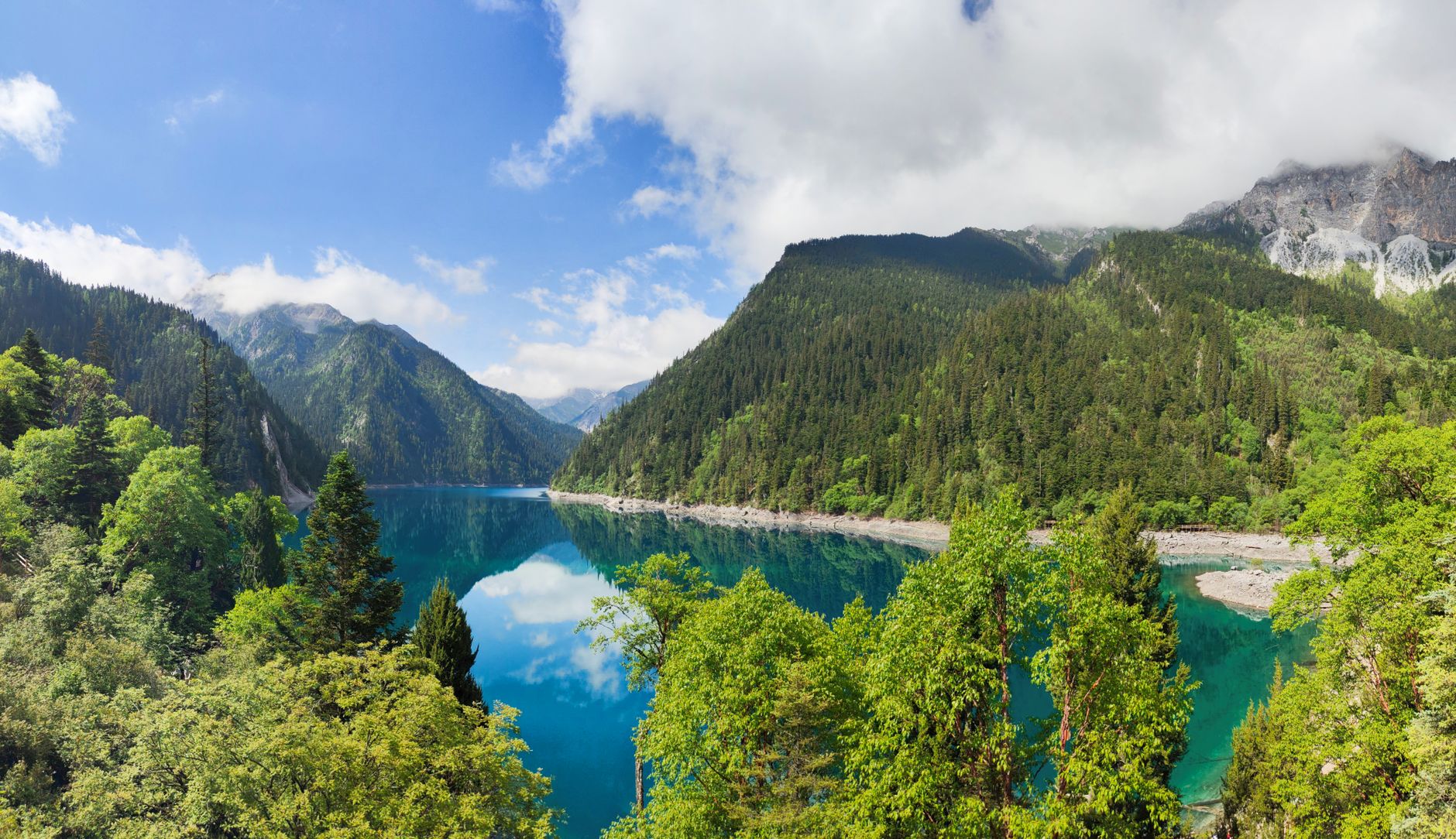 Jiuzhaigou Valley