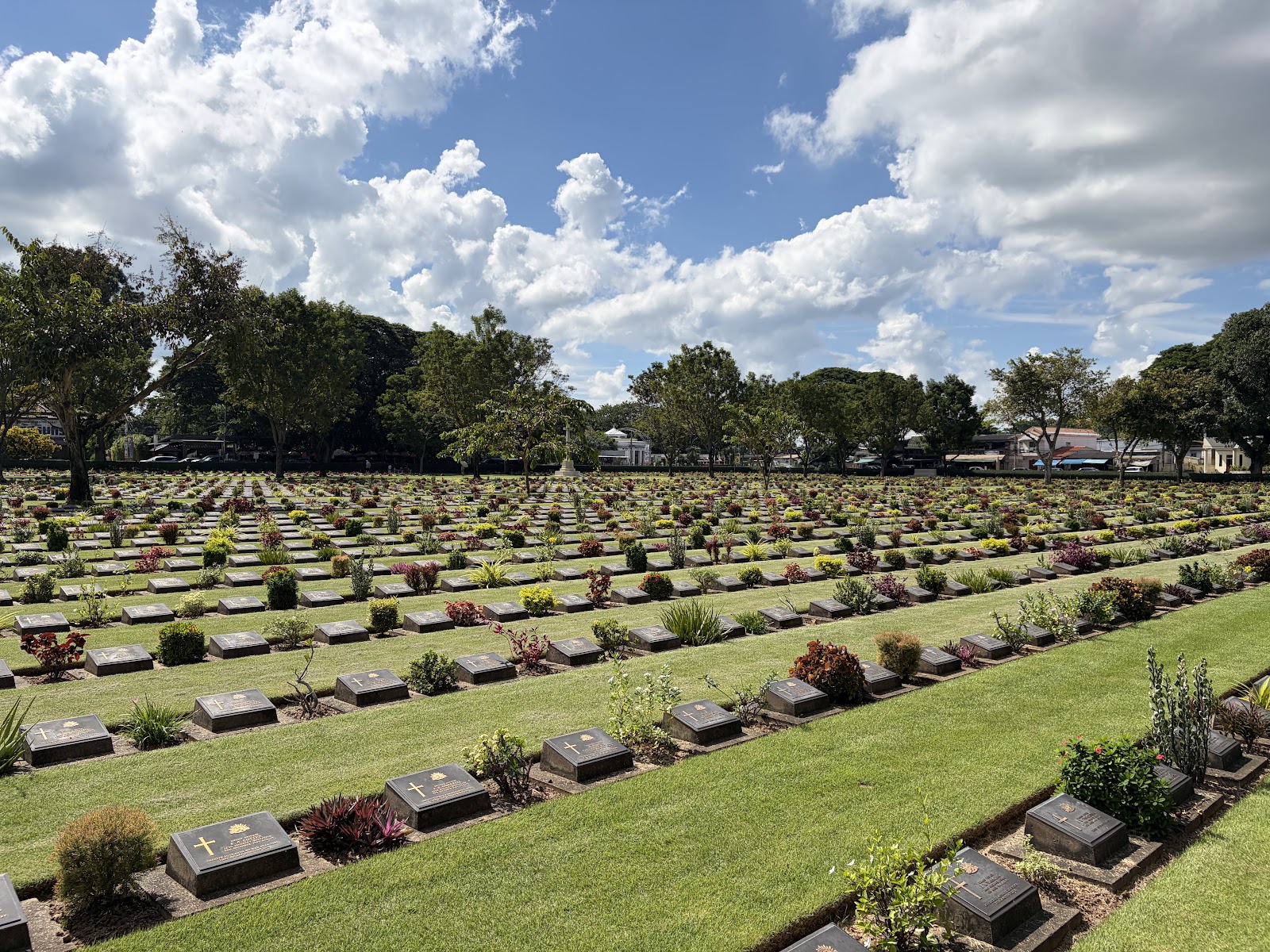 Kanchanaburi War Cemetery