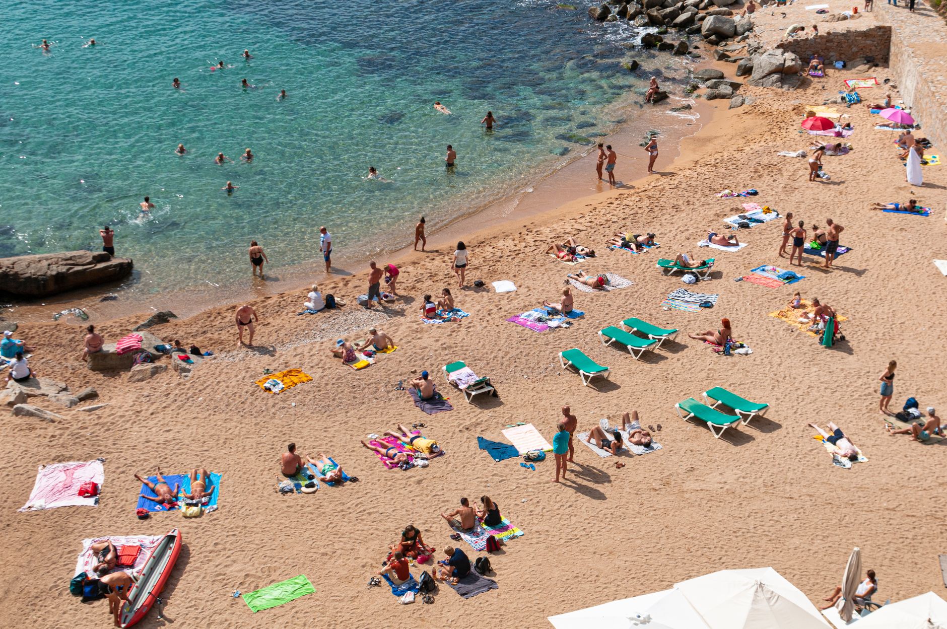 Larvotto Beach