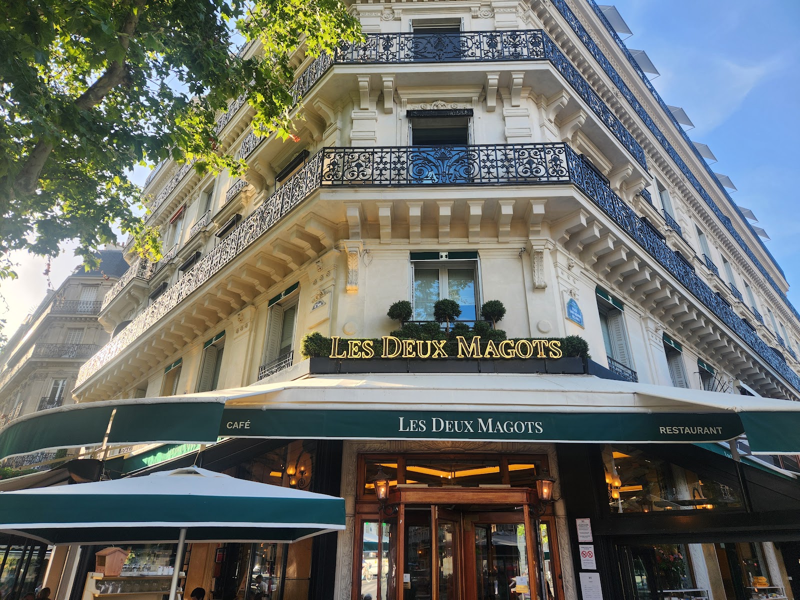 Les Deux Magots