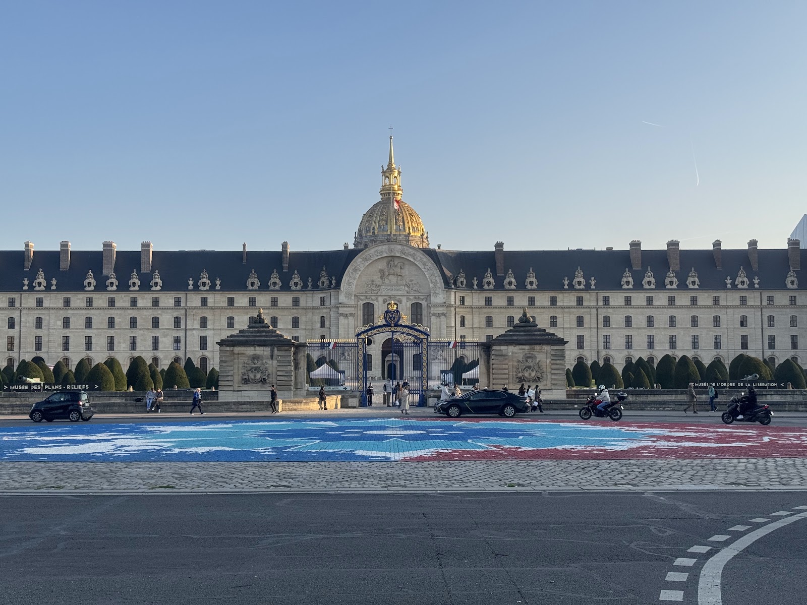 Les Invalides