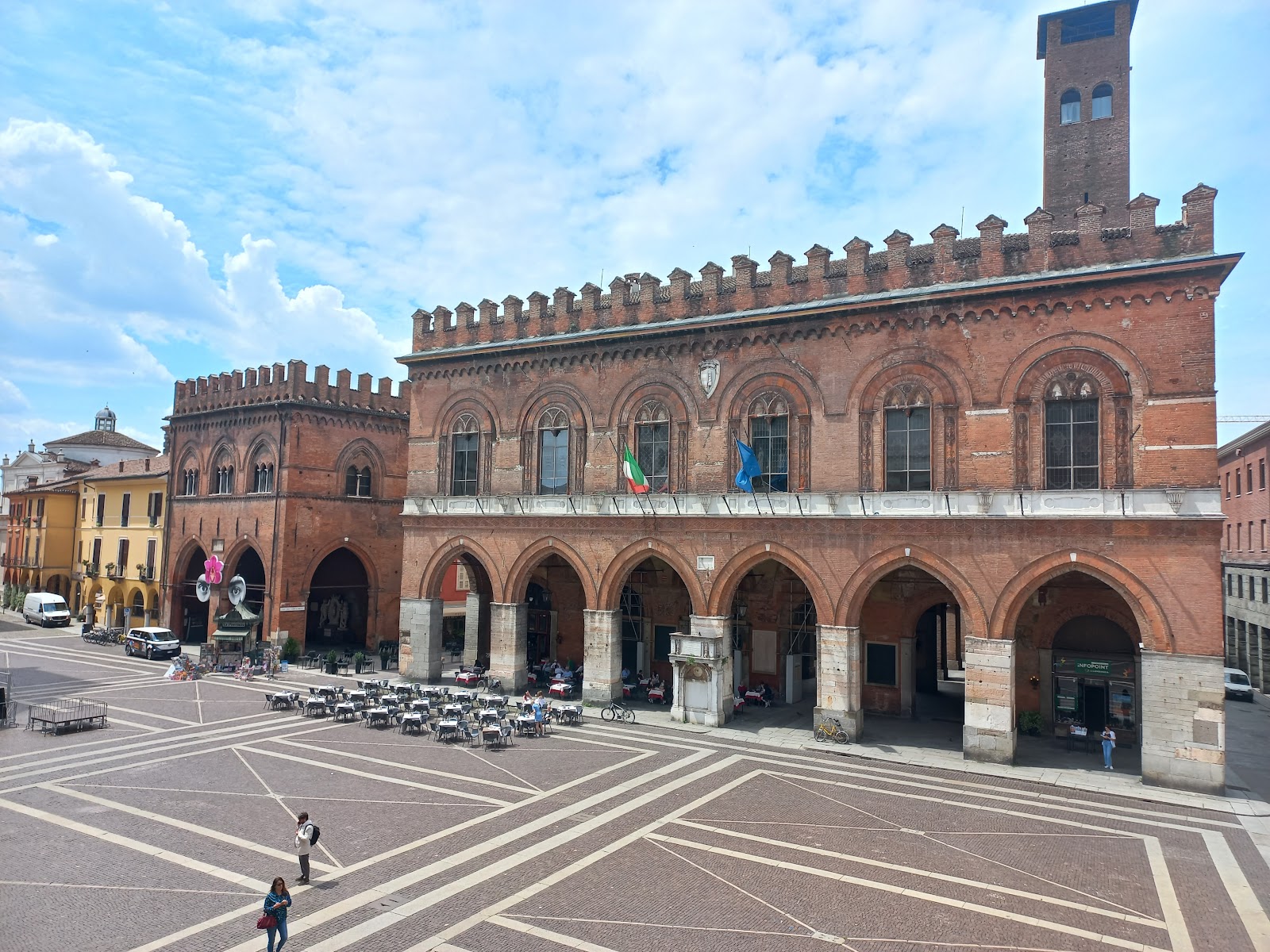 Loggia dei Militi