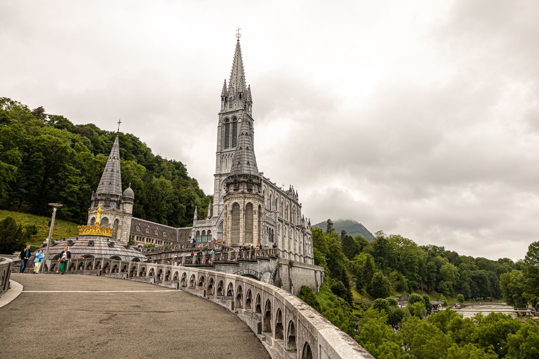 Lourdes