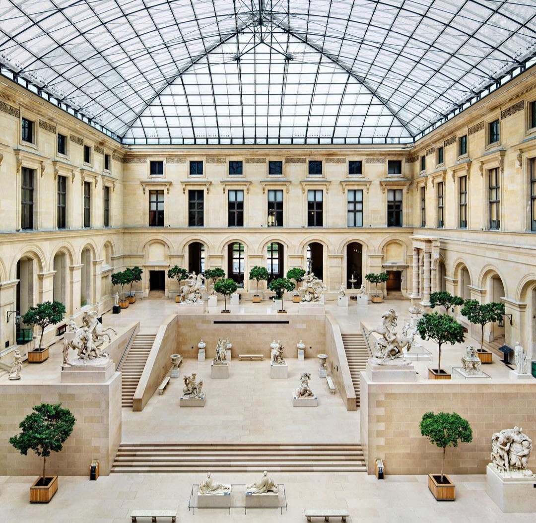 Louvre
