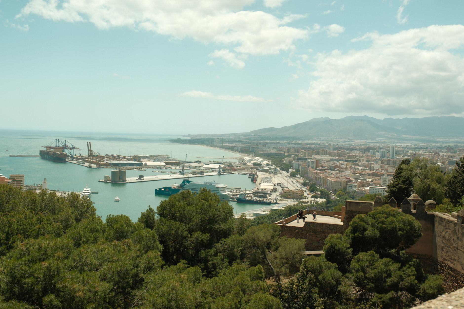 Málaga Port (Muelle Uno)