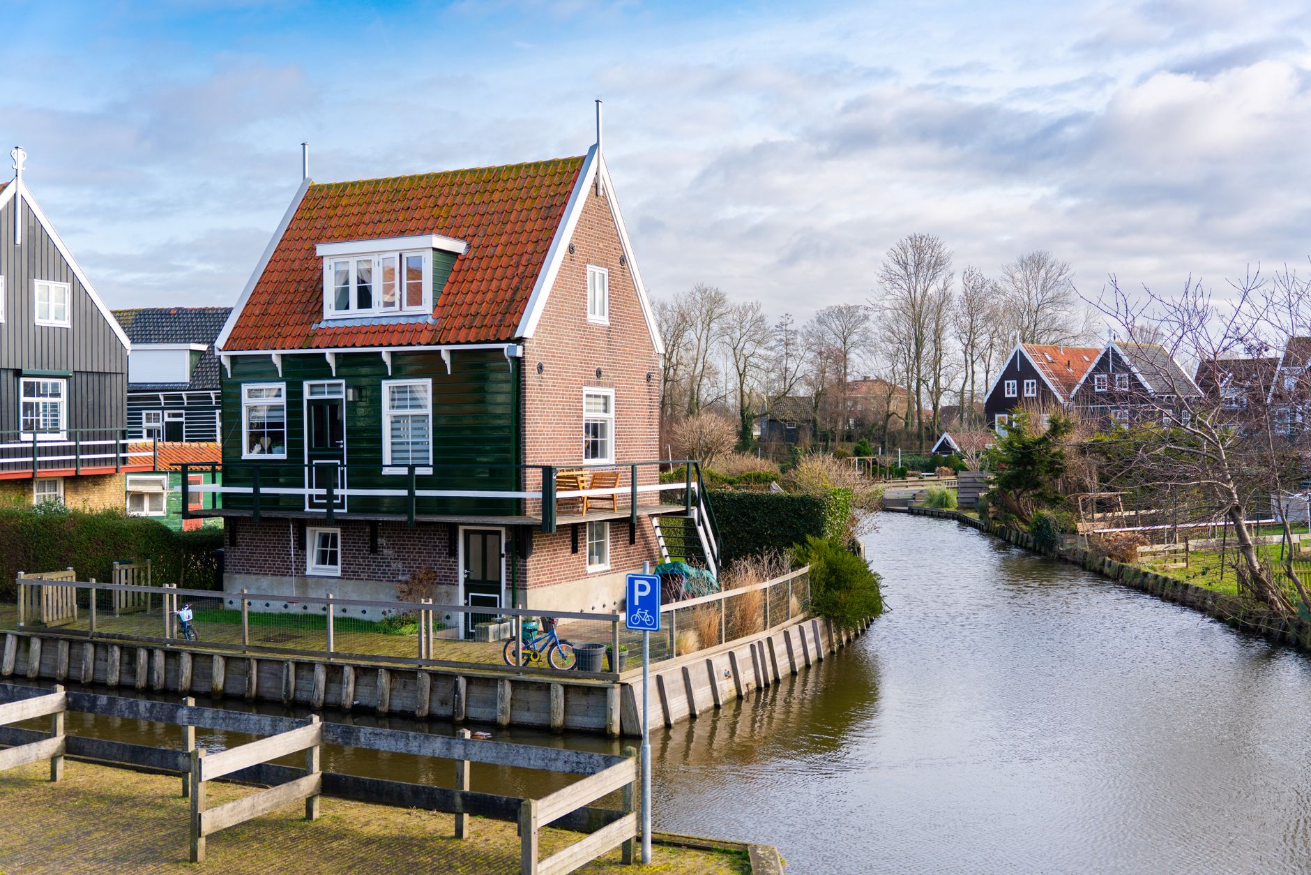 Marken