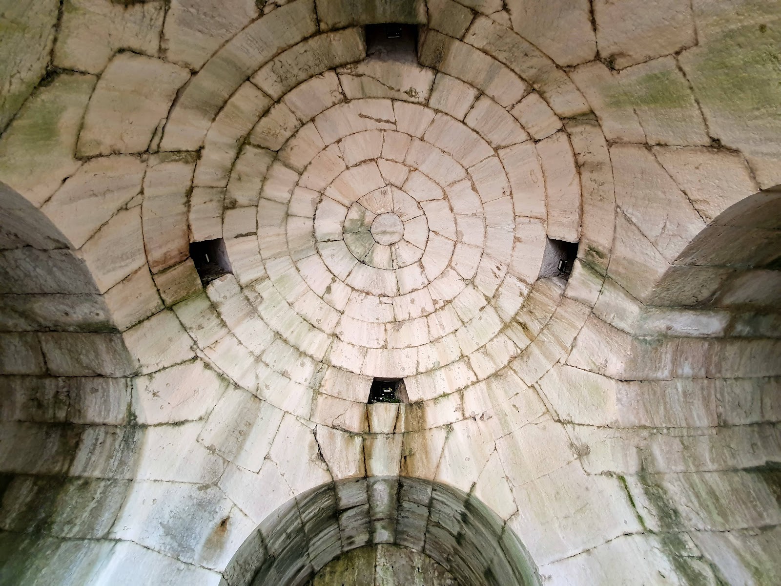 Mausoleo di Ummidia Quadratilla