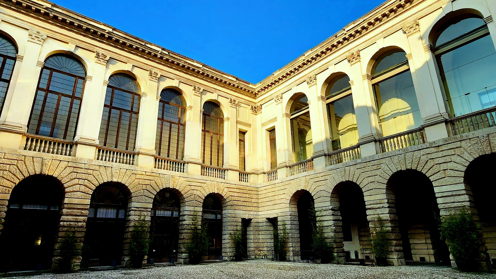 Palazzo Thiene