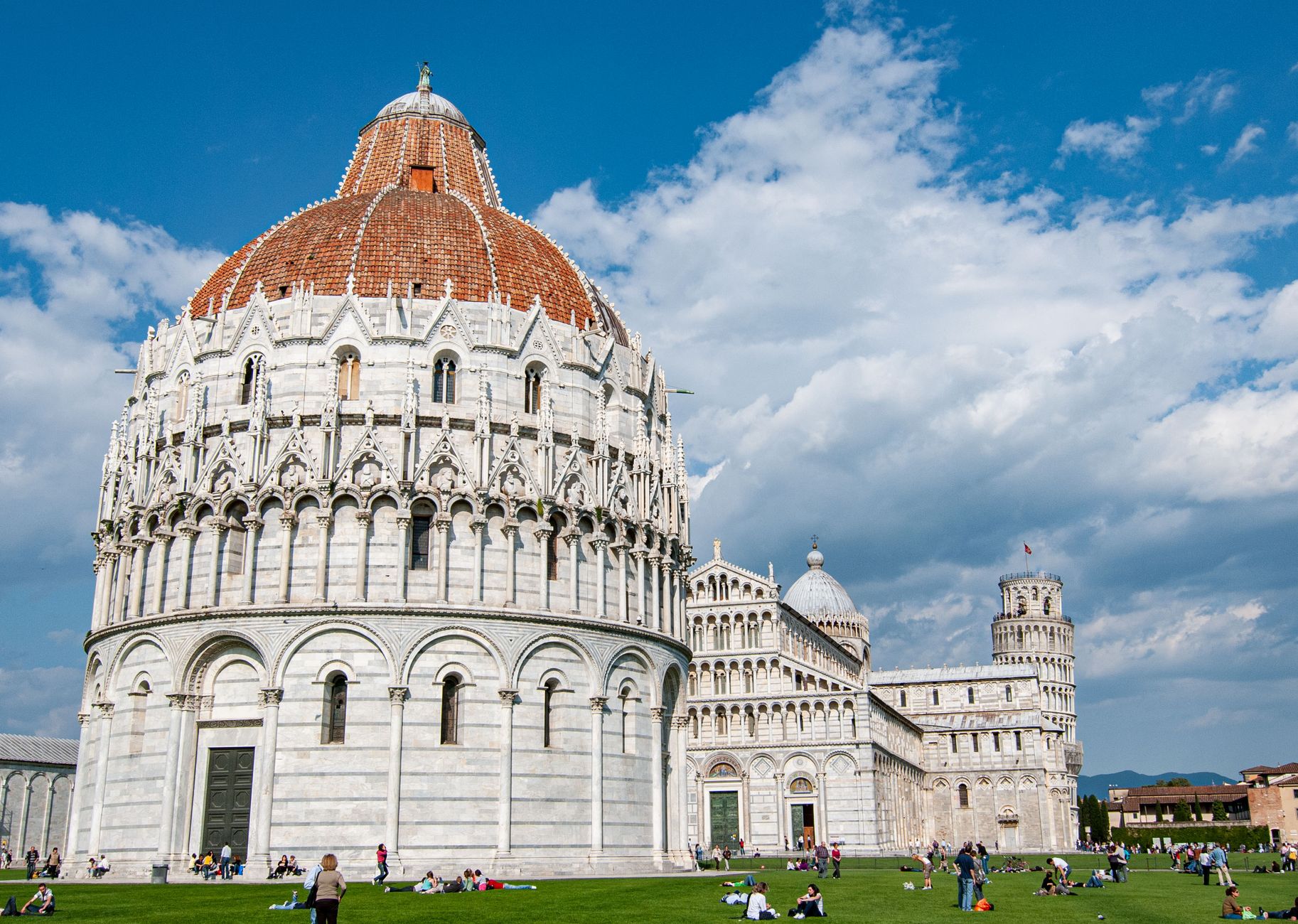Piazza dei Miracoli (Piazza del Duomo)