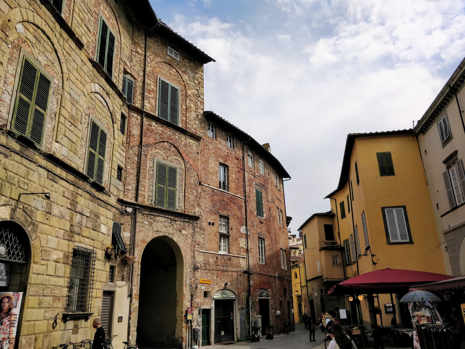 Piazza dell'Anfiteatro