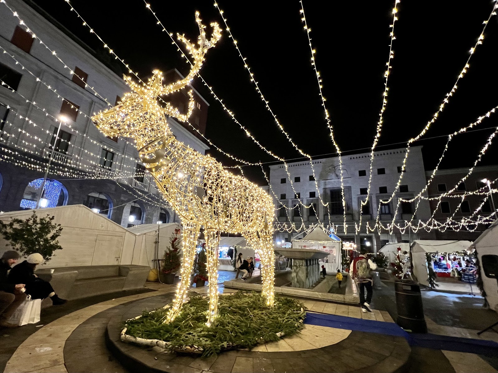 Piazza Monte Grappa