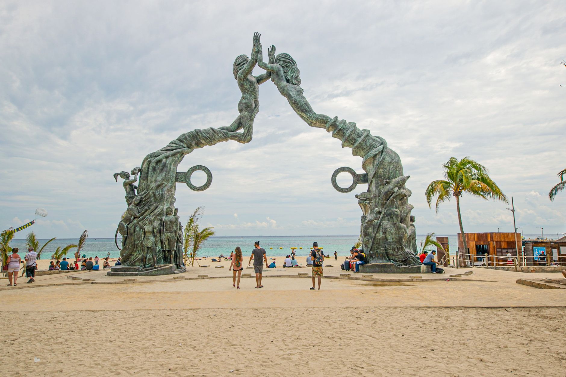 Playa Delfines