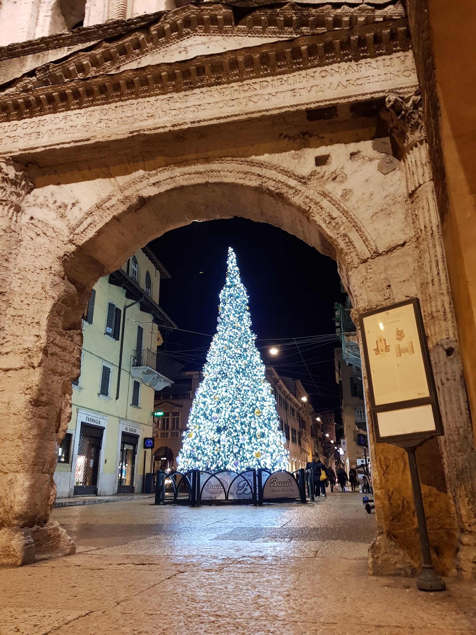Porta Borsari
