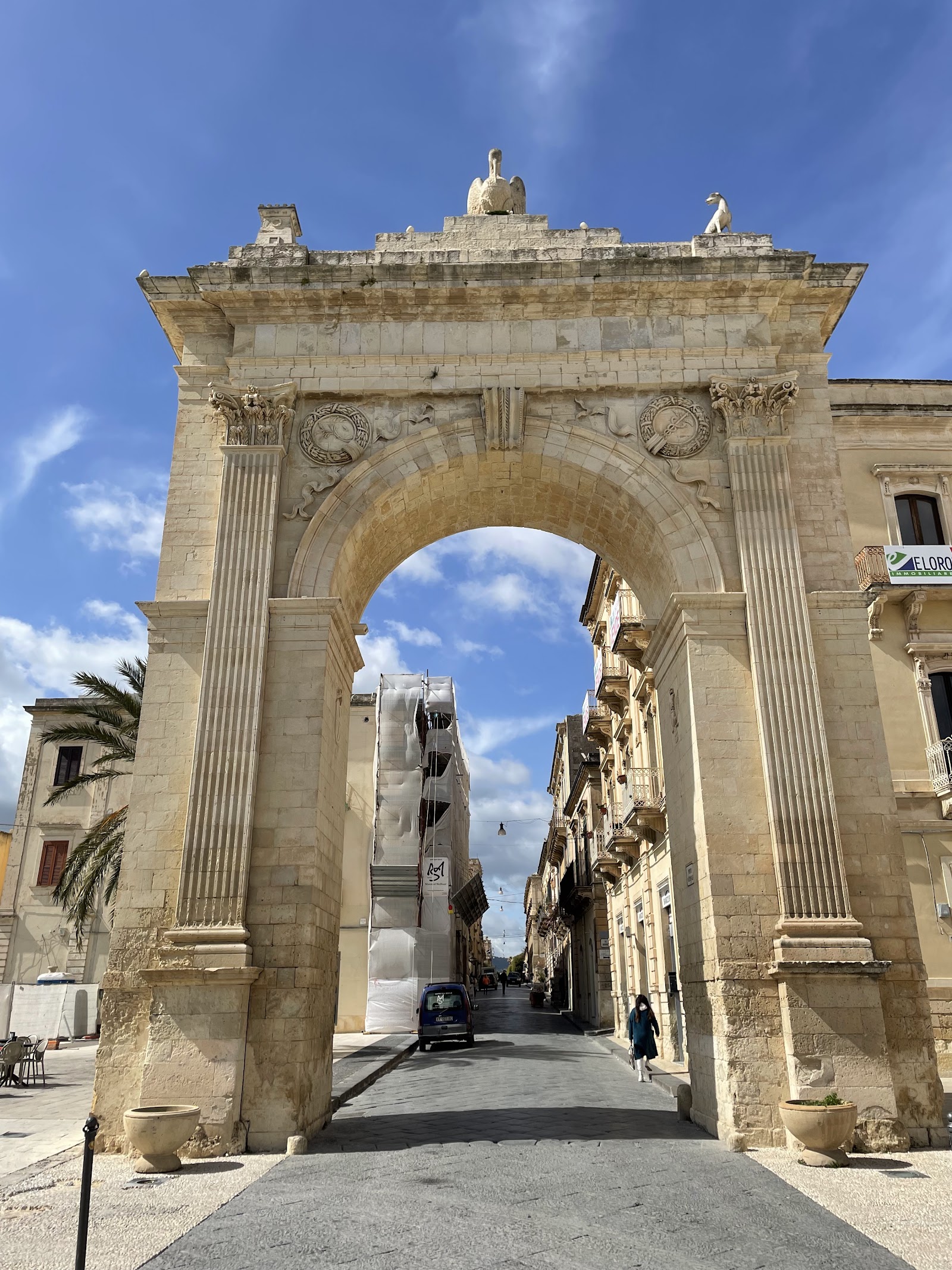 Porta Reale