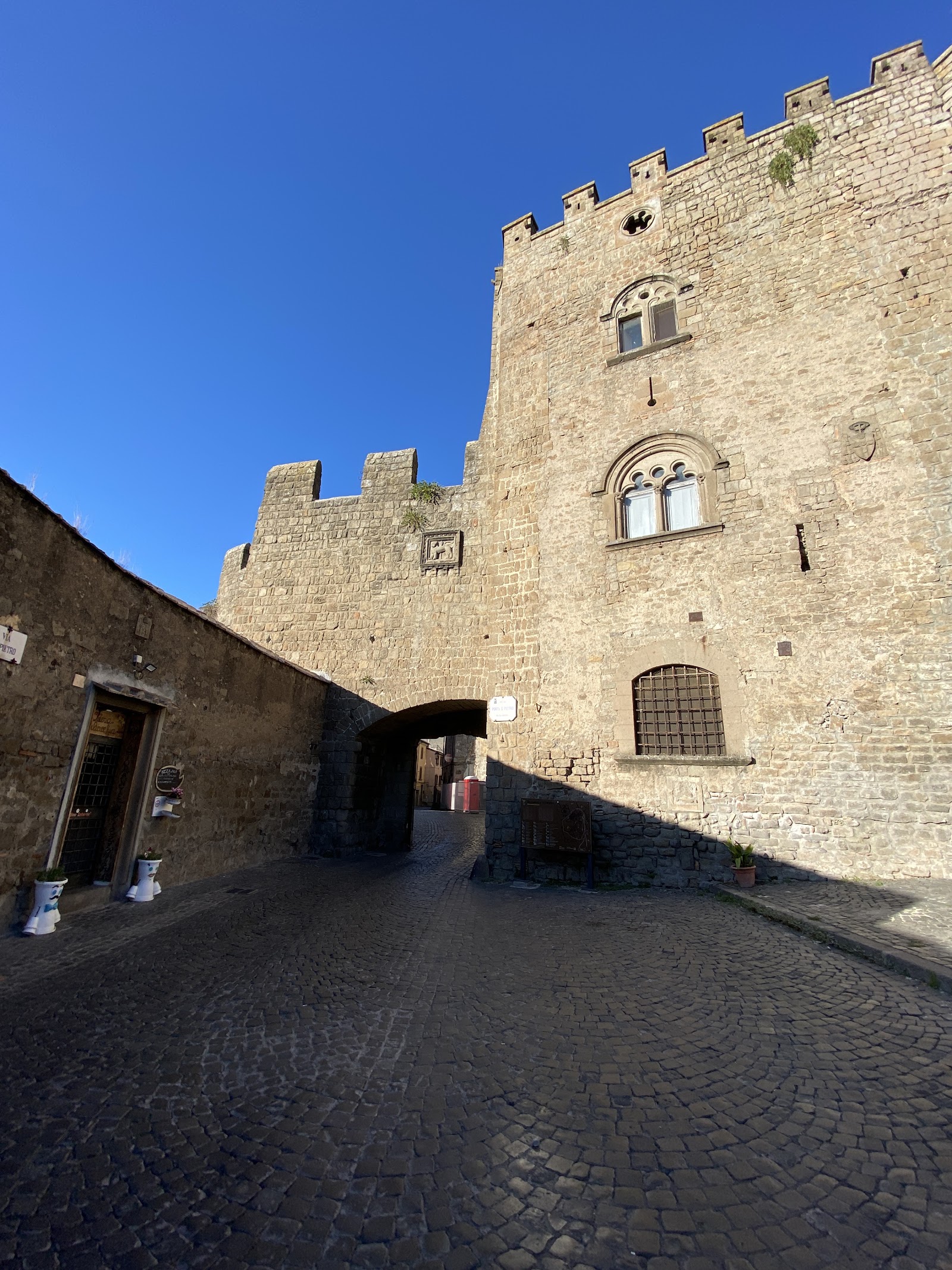 Porta San Pietro