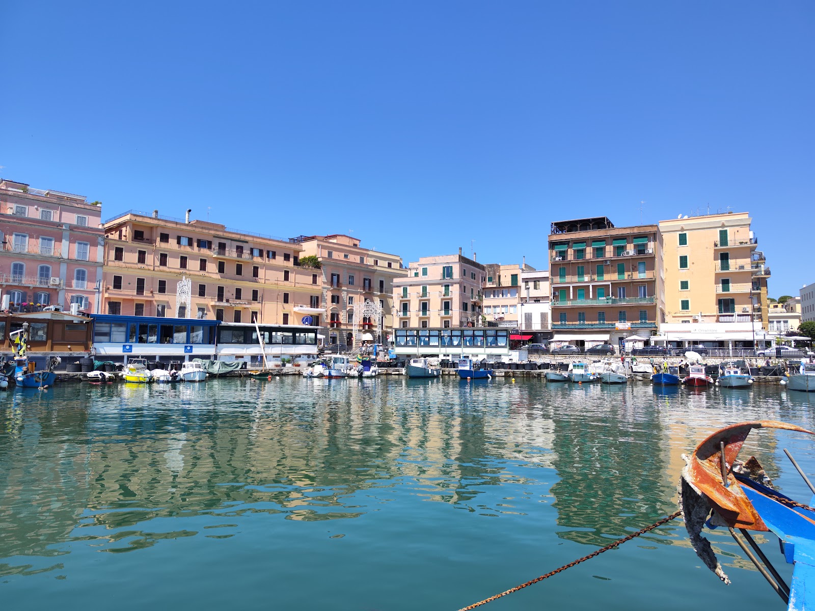 Porto di Anzio (Anzio Harbour)