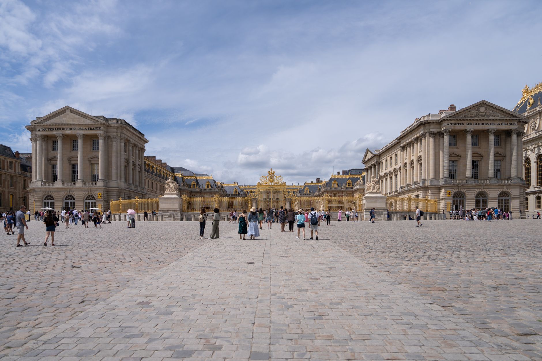 Royal Tribune (Loge Royale)