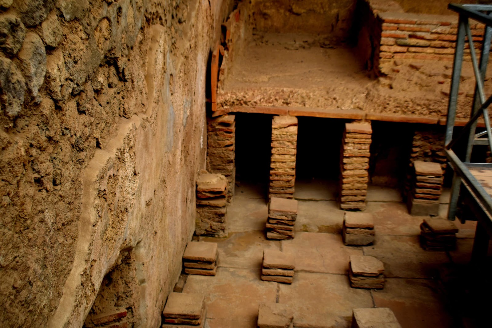 Suburban Baths (Terme Suburbane)