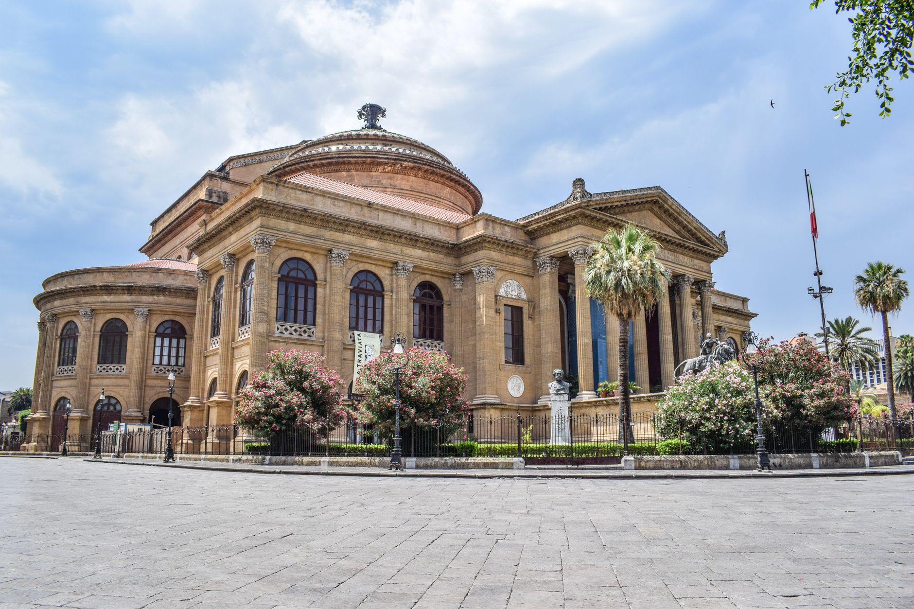 Museums & attractions in Teatro Massimo Bellini