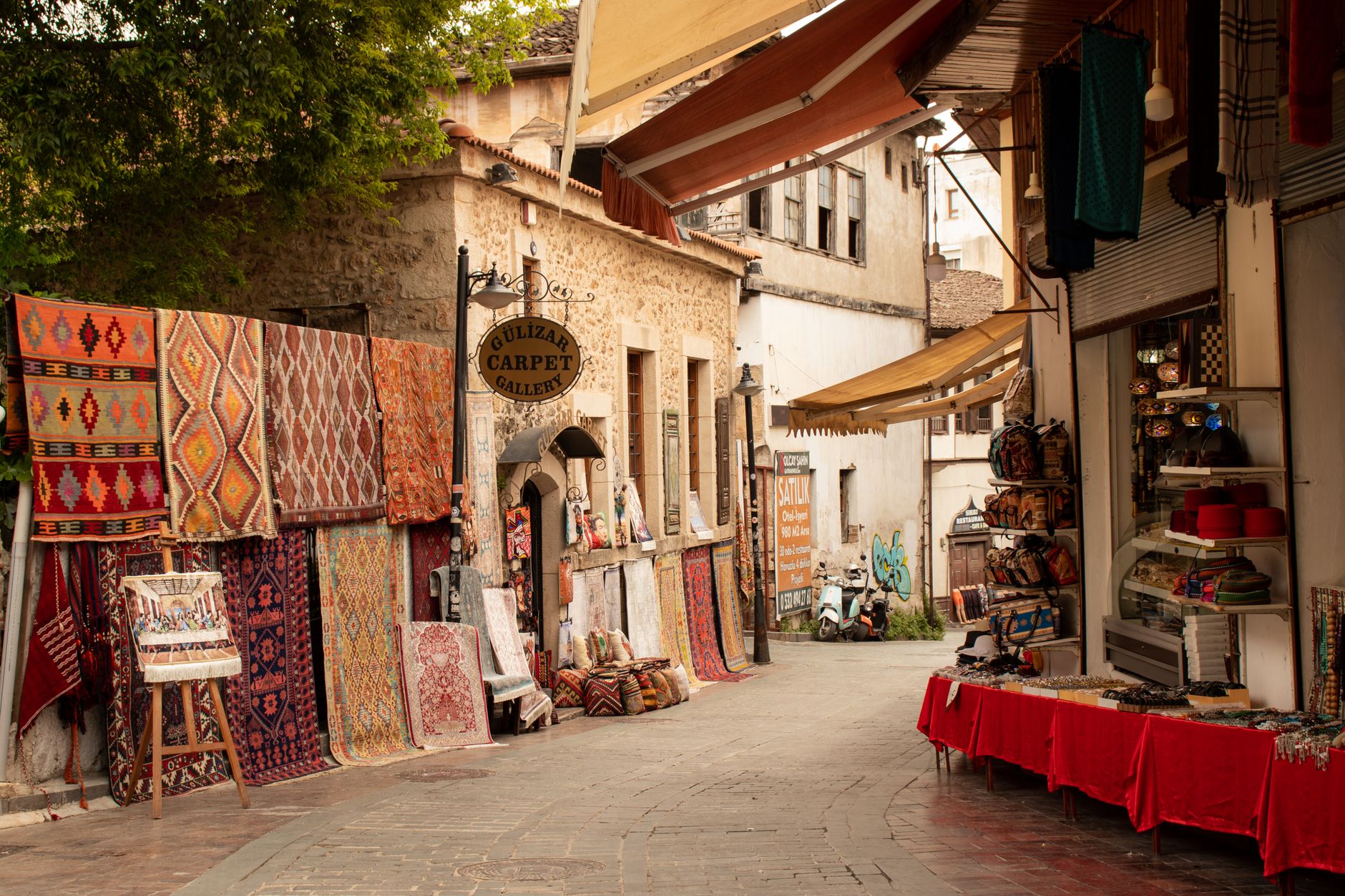 Textile and Carpet Gallery
