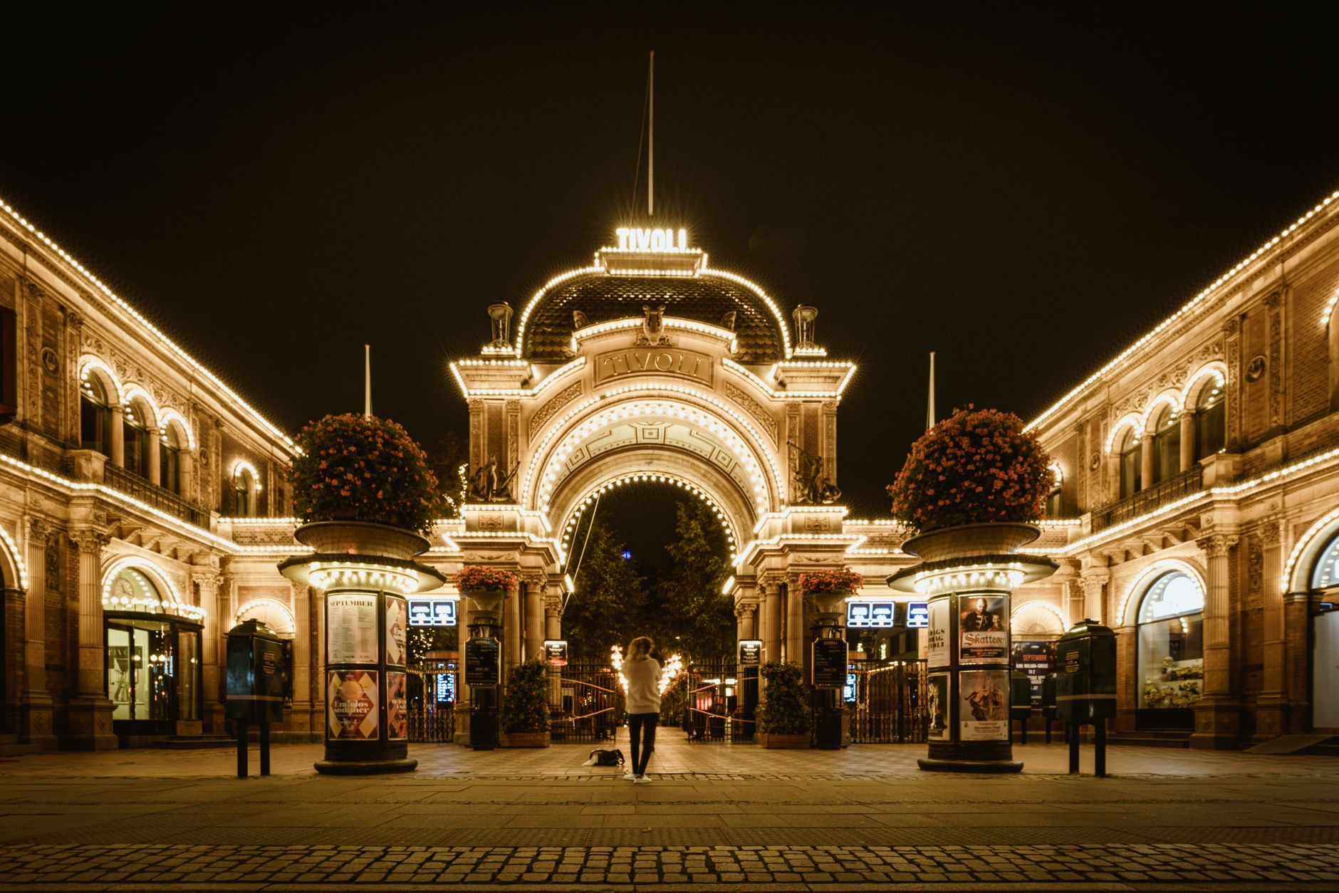 Tivoli World