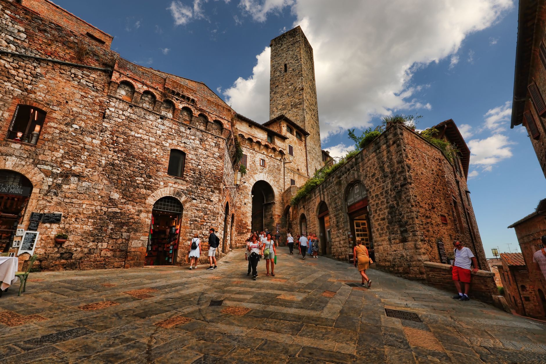 Torre Guinigi