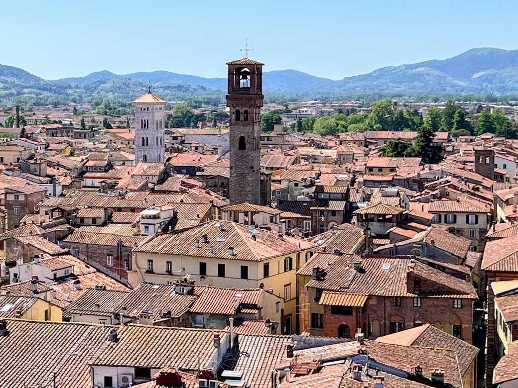 Torre Guinigi