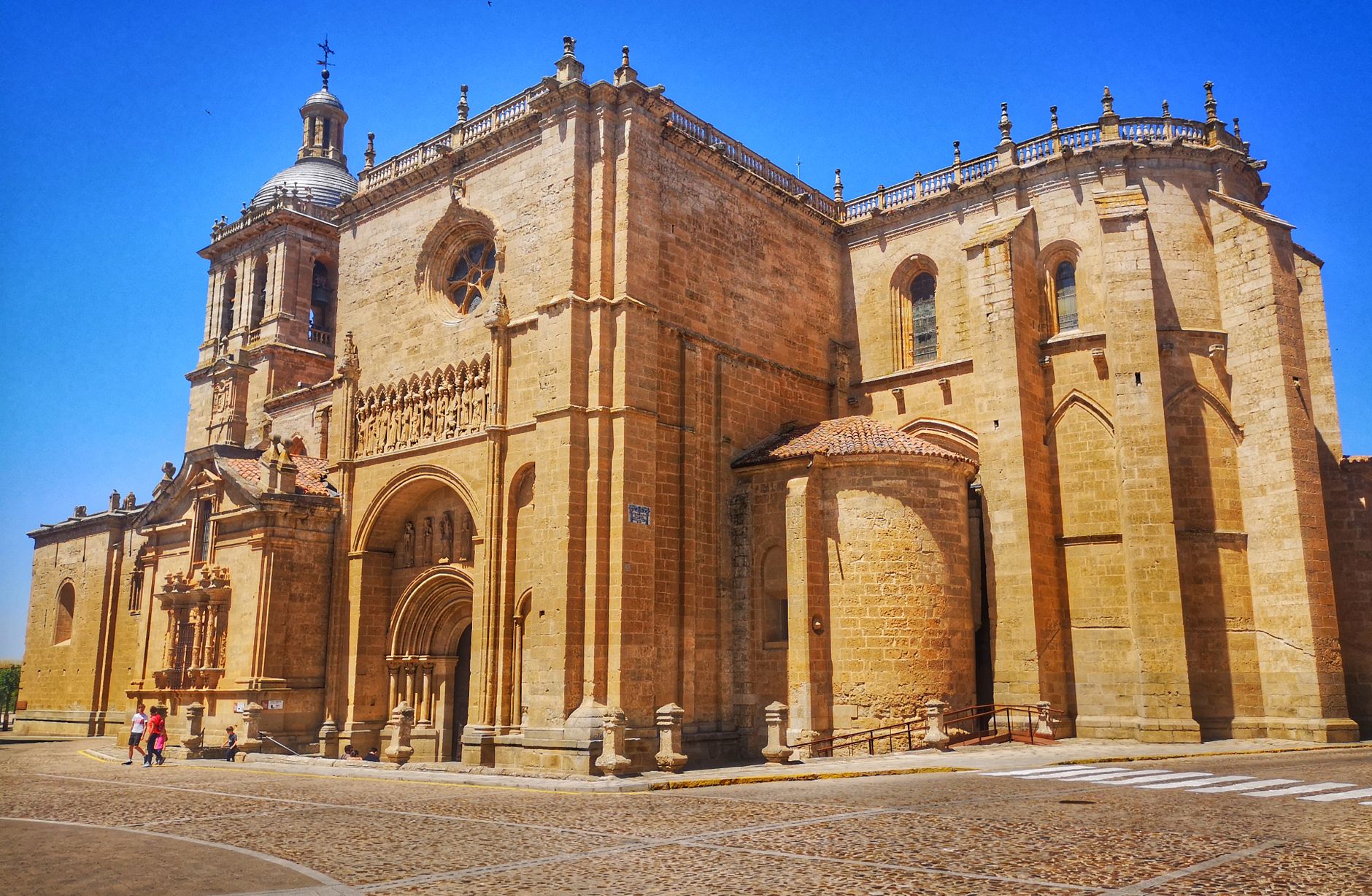 Zamora